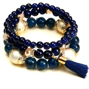 ARM CHARM NAVY TASSLE BEADED BRACELETZ